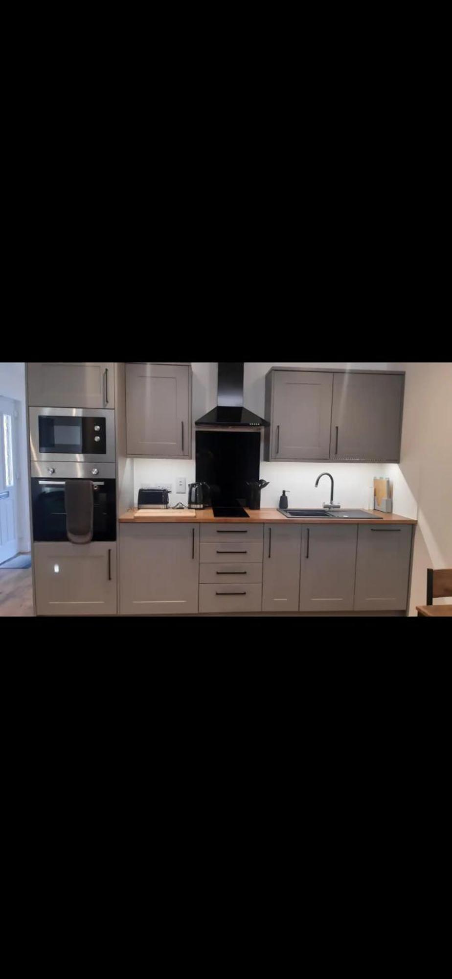 Tramore - Self Contained 1 Bedroom Unit - King Size Bed - Free Private Parking - 3 Miles From Fort William High Street Exteriör bild